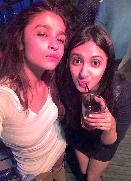 check out alia bhatt enjoying her vacation in london 2