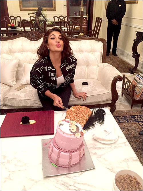 check out jacqueline fernandez rings in her birthday with co star akshay kumar 2