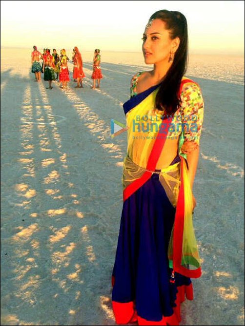 check out shahid clicks sonakshis pictures 3