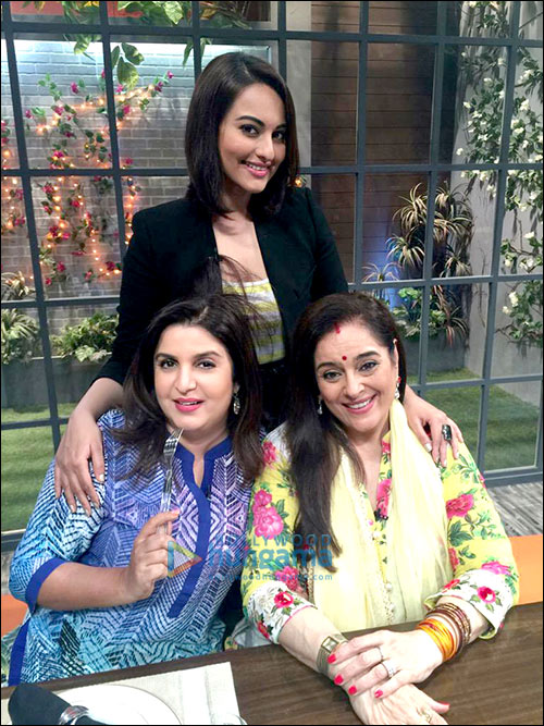 check out arjun kapoor emraan hashmi sonakshi sinha jacqueline fernandez on farah ki daawat 4