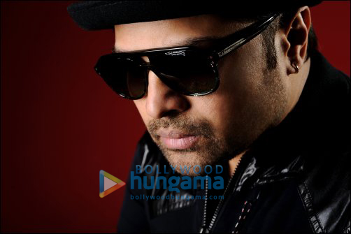 presenting himesh reshammiyas new look for his international album da edge 9 presenting himesh reshammiyas new look for his international album da edge 9
