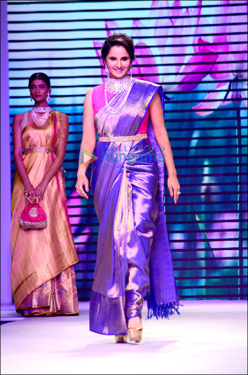 check out b town showstoppers at iijw day 1 4