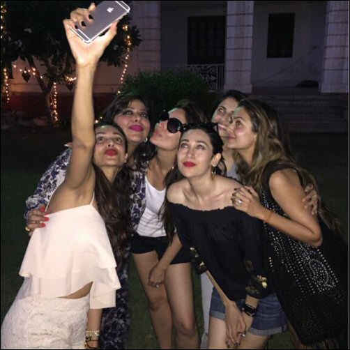 check out kareena kapoor khan celebrates her birthday with saif karisma malaika amrita at pataudi palace 7