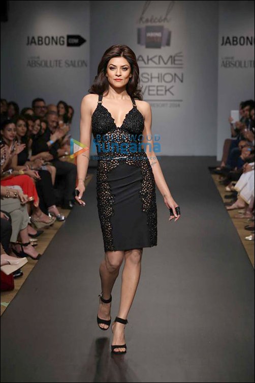 check out b town showstoppers on day 3 at lfw sr 2