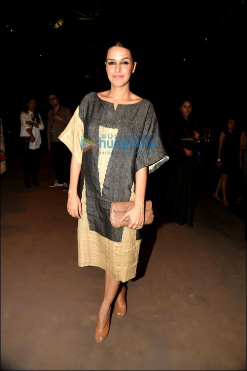 check out b town stars at lfw sr 2015 opening show by sabyasachi 8