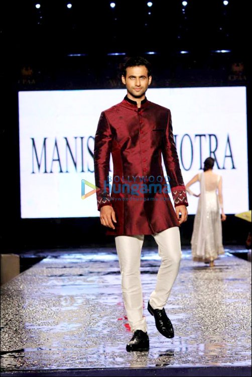 b town celebs walk the ramp in support of cpaa 6