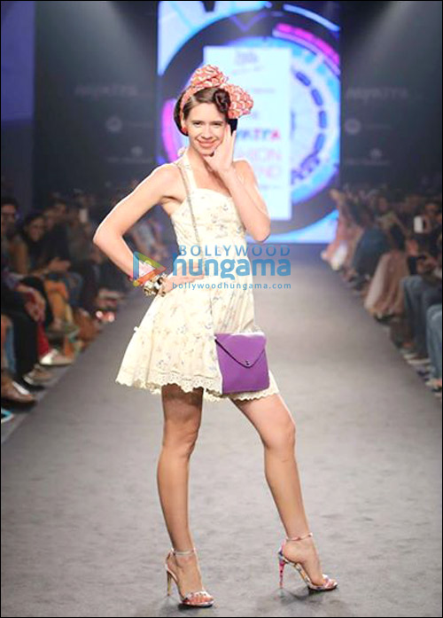 check out b town showstoppers at myntra fashion weekend 3