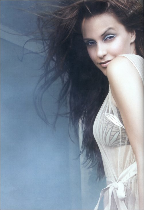 neha dhupia dons a bikini this summer 7