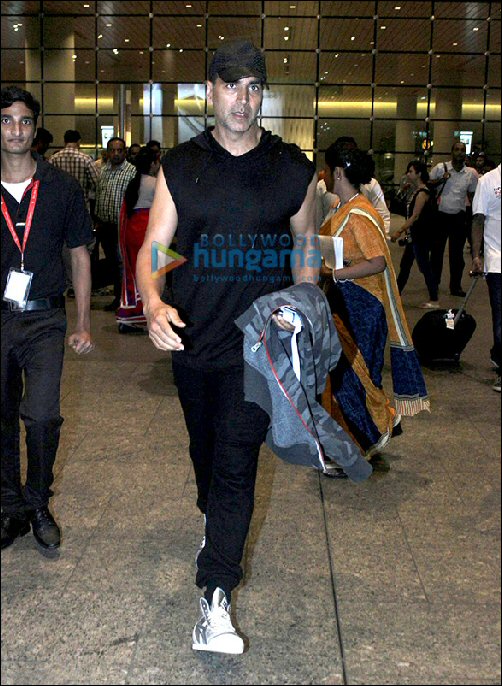 what bollywood stars did this week 1045