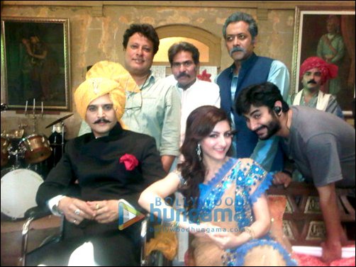 jimmy soha on sets of sbag returns 4