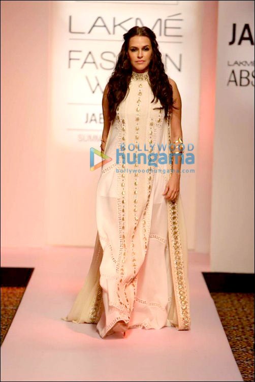 check out b town showstoppers on at lfw sr day 3 16