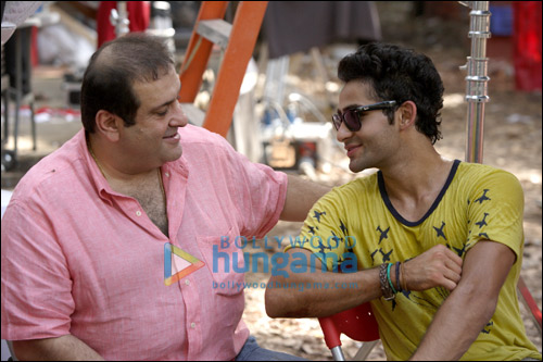 check out armaan jain and the kapoor khaandan on the sets of lhdd 3