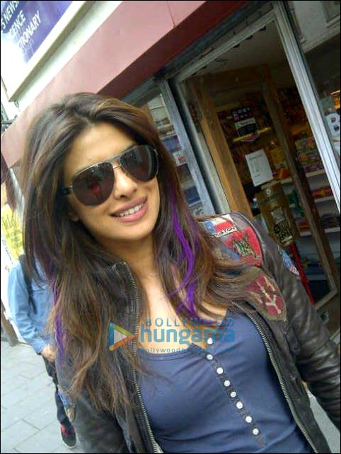 check out priyanka chopra and shahid kapoor on the sets of teri meri kahani 3
