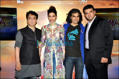 what bollywood stars did this week 1064
