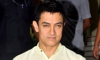 Aamir distances himself from biography?