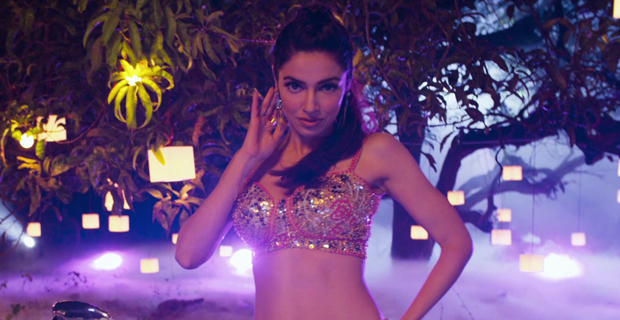 Hum Ne Pee Rakhi Hain (Sanam Re)
