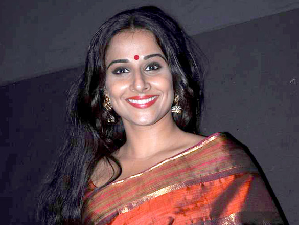 bollywood rocks at umang police show 2012 27