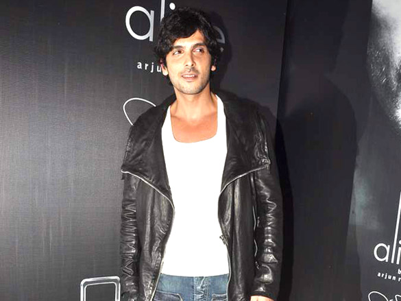 arjun rampals alive perfume launch 19