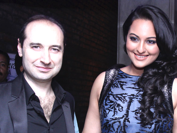 sonakshi at the cavalli party in calcutta 4