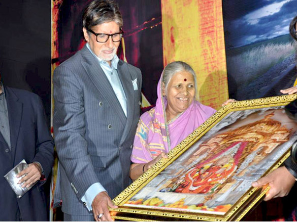 big b launches the music of mee sindhutai sapkal 2
