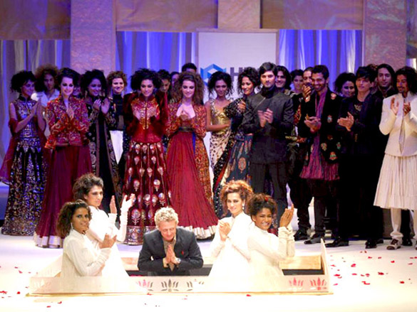 rohit bals show at hdil india couture week 2010 3
