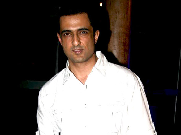 eesha koppikhar and sanjay suri at fratelli wine launch 6