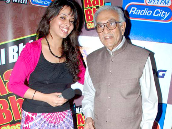 randhir kapoor and amit kumar launch radio citys cd kal bhi aaj bhi classics 9