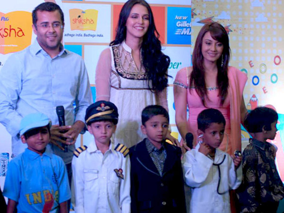 neha dhupia and minissha lamba at pg shiksha event closure 6