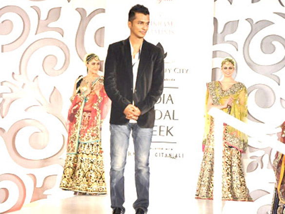 vikram phadnis show at aamby valley city india bridal week 2010 3