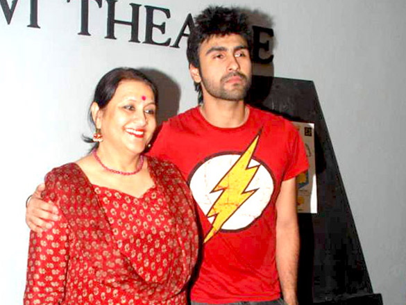 premiere of play gorky aur tinku ke kaarname 5