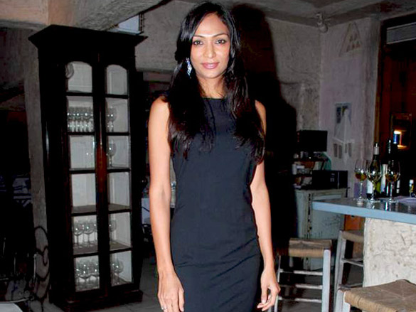 dipannita sharma and shamita singha at nivea cream launch 9