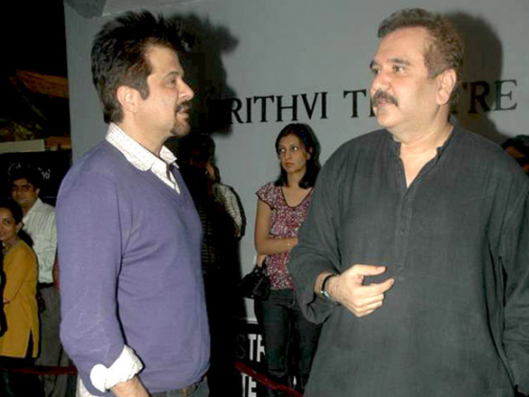 anil kapoor and perizaad snapped at dinner with friends play 2