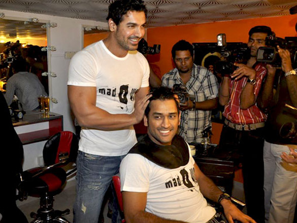 john and dhoni style each other at mad o wat salon 4