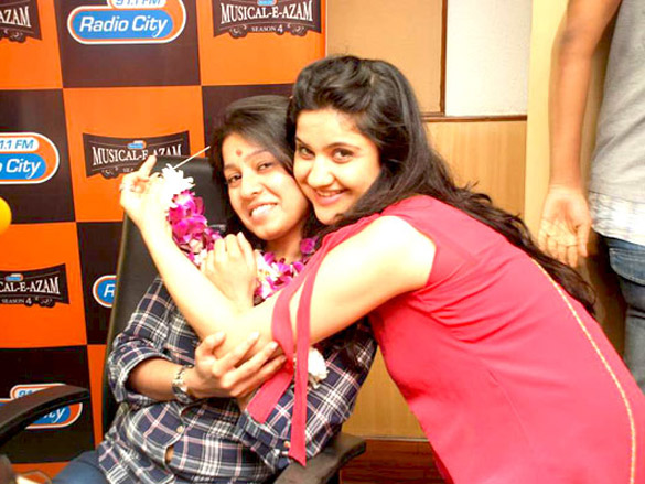 sunidhi shreya ghoshal at radio citys musical e azam season 4 5