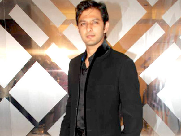 celebs grace the burberry bash 27