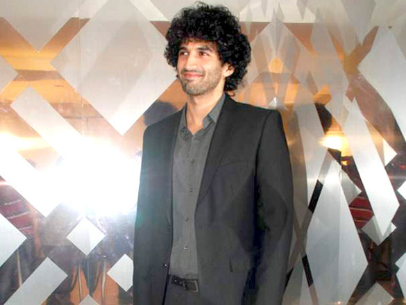 celebs grace the burberry bash 28