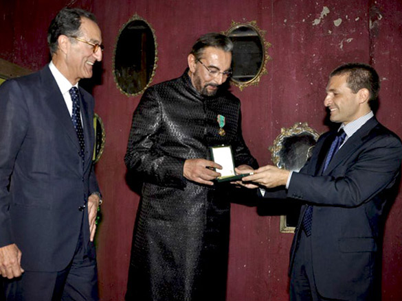 kabir bedi gets knighthood by italian government 2
