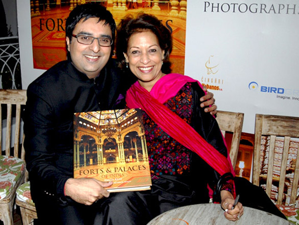 om books international launches amita baigs book forts and palaces of india 5