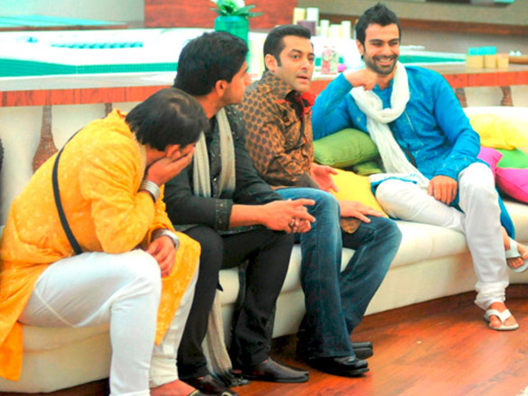 salmans entry into the bigg boss house 4