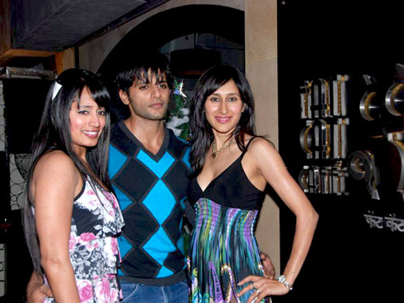 shahana goswami at fat cat cafe launch hosted by shruti seth and danish 8