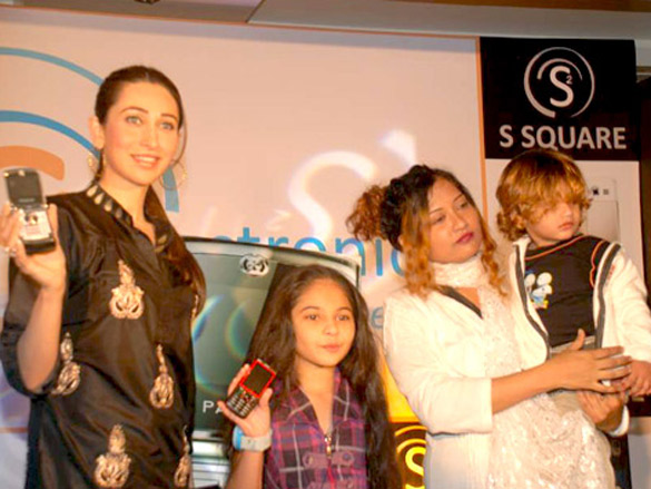 karisma launches s square mobile amidst chaos 4