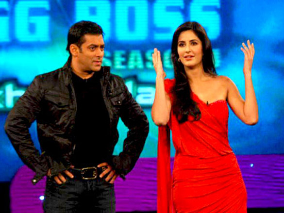 salman khan and katrina kaif on the sets of bigg boss 4 5