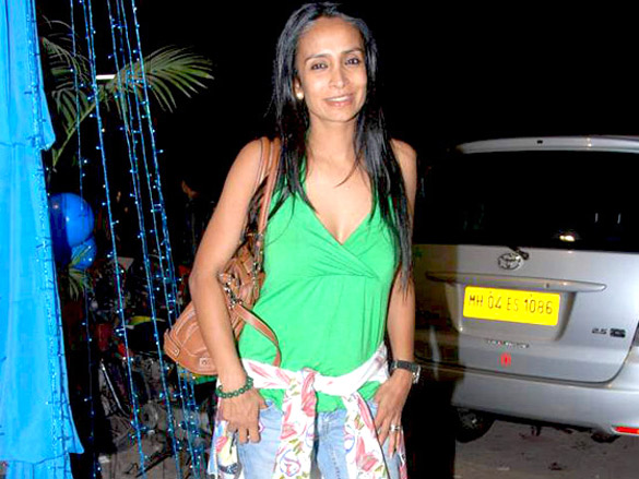 various celebs at natures basket launch 5
