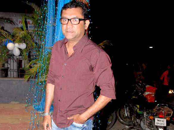 various celebs at natures basket launch 10