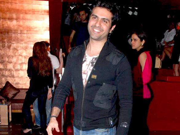 harman baweja at kimaya fashion show 2