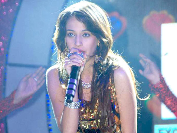 rageshwari and shweta pandit at india fashion forum awards 5