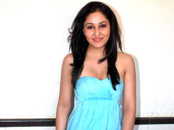yukta and pooja chopra at lavasa ladies race event 6