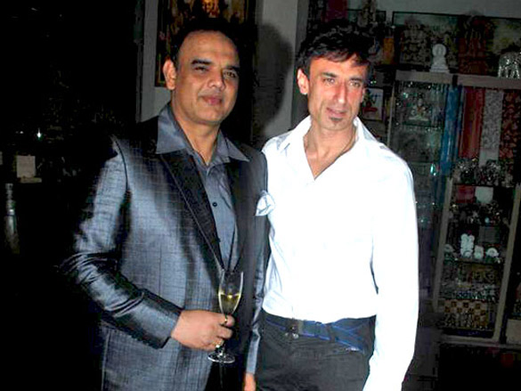 rajeshwari and claudia at vivek and parvezs bash 6