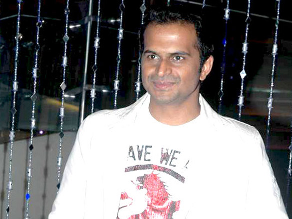 rajeshwari and claudia at vivek and parvezs bash 17