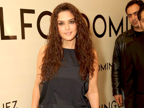 preity zinta graces the launch of adolfo dominguez store 3